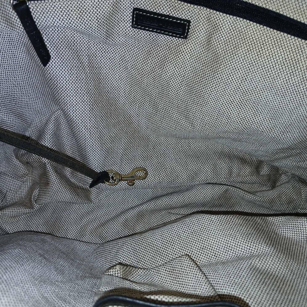 Dooney And Bourke Bag Classic - Picture 5 of 15